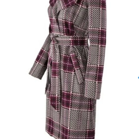 CAbi Sovereign Jacket - Picture 3 of 9